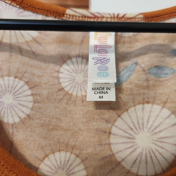 Lularoe M Tunic Top - Picture 3 of 3